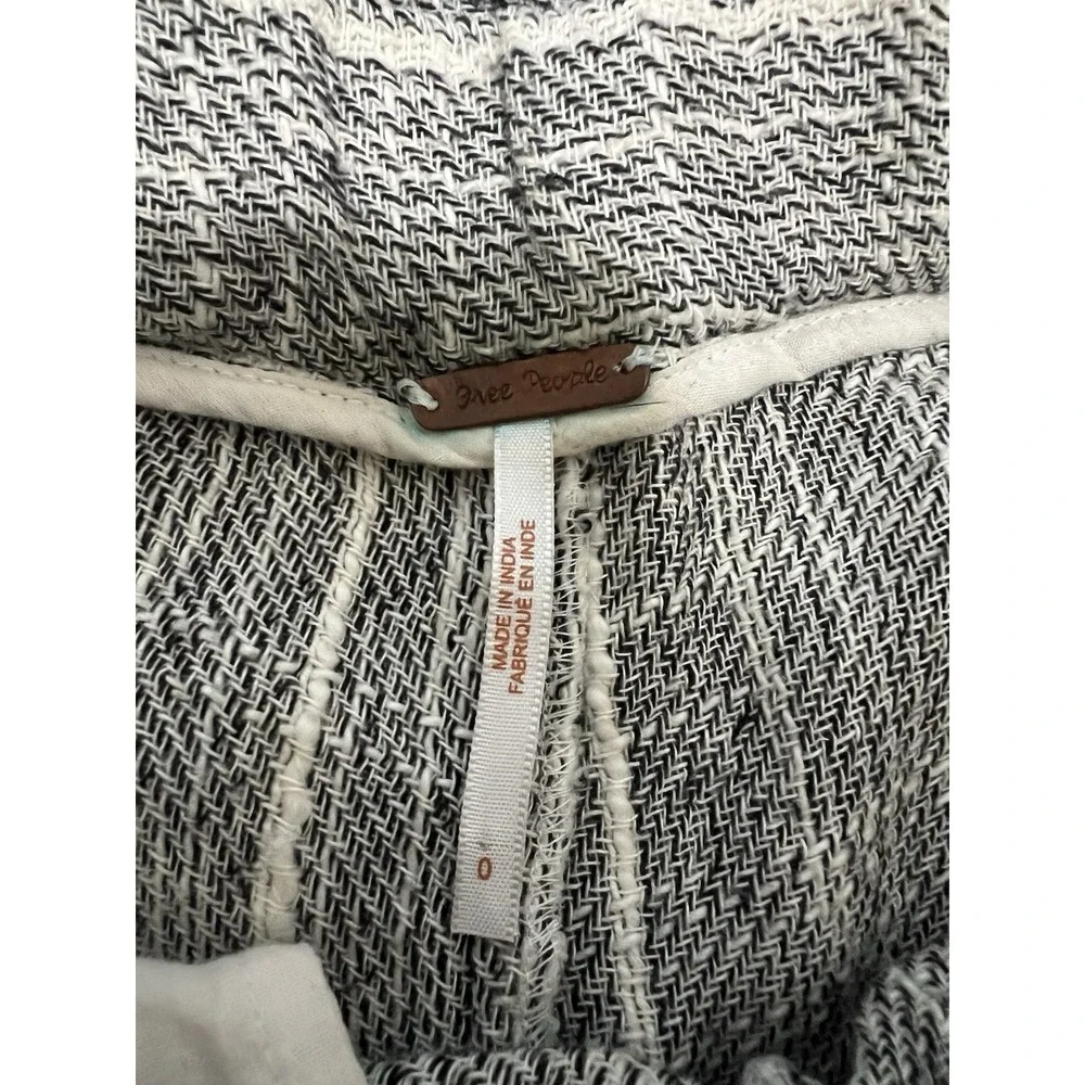 Free People Cotton Blend‎ Light Weight Gray Striped Cropped Pants Size 0